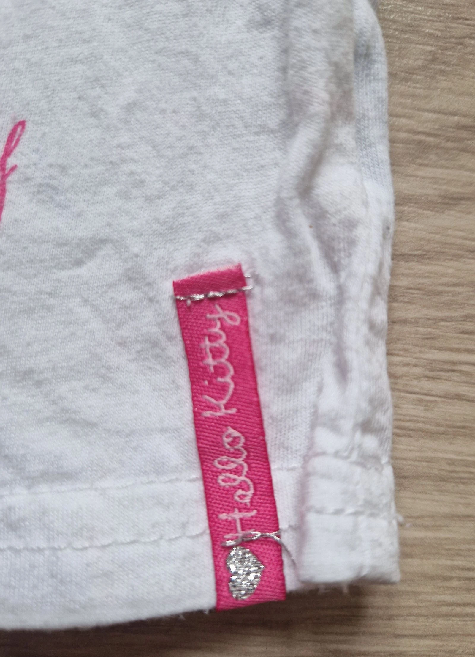 🐱 Camiseta sin mangas – Hello Kitty – bebé niña – 12 meses – muy buen estado – photo 3